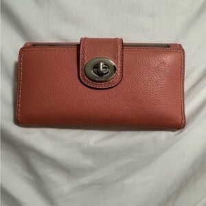 Coach Turnlock Women’s Leather Clutch Compact Purse Wallet